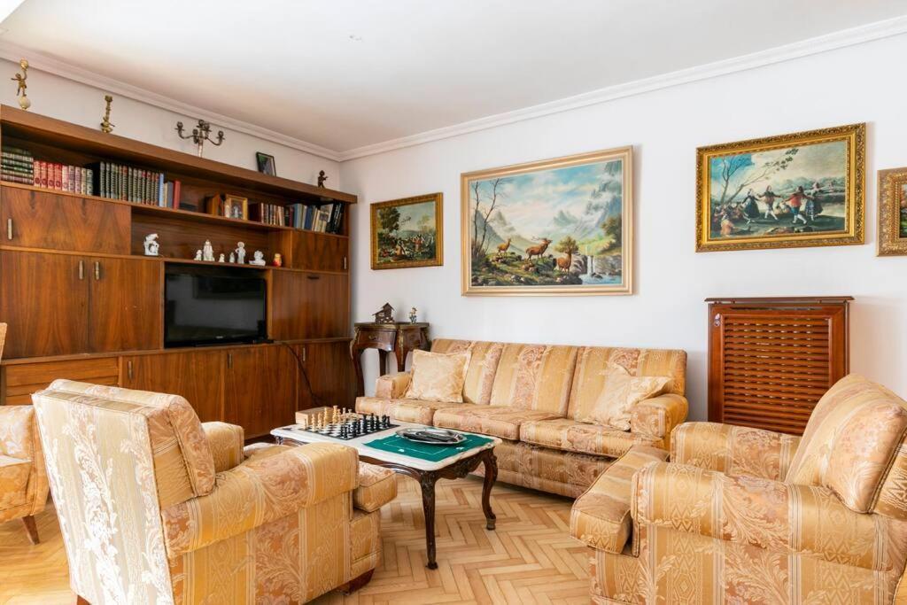 Piso Amplio Y Acogedor Apartment มาดริด ภายนอก รูปภาพ